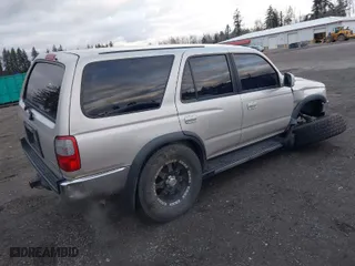 1998 Toyota 4Runner SR5 with VIN JT3HN86R0W0156710, listed as a IAAI auction lot 41645133 with 323,751 mi miles. Bid and sale history available at carsss.com. Image 4.