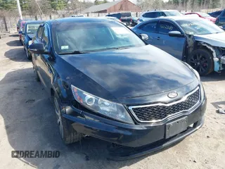 2012 Kia Optima SX z VIN 5XXGR4A68CG065969, wystawiony jako IAAI lot #42029523 z przebiegiem 284 795 mil mil oraz . Historia ofert i sprzedaży dostępna na DreamBid. Obrazek 1.