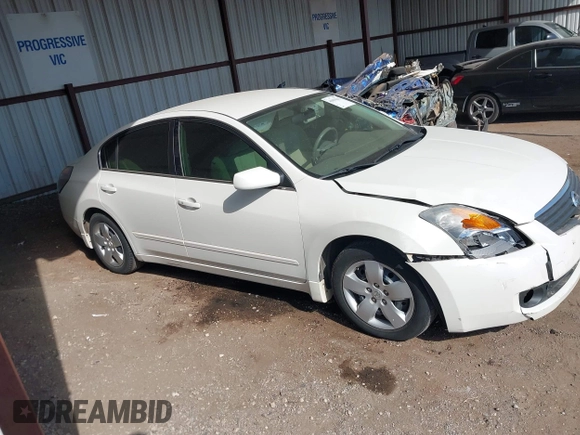 2008 Nissan Altima 2.5 SL with VIN 1N4AL21E38N539850, listed as a IAAI auction lot 41894242 with 109,557 mi miles. Bid and sale history available at carsss.com. Image 13.