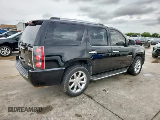 2007 GMC Yukon Denali z VIN 1GKFK63827J347069, wystawiony jako Copart lot #60819625 z przebiegiem 302 034 mil mil oraz Czysty tytuł • Clean title. Historia ofert i sprzedaży dostępna na DreamBid. Obrazek 3.