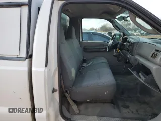 2003 Ford F-250 XL с VIN 1FTNF20L23EC17549, выставлен на аукционе Copart как лот 84267774 с пробегом 227 219 миль миль и Чистый • Clean title. История ставок и продаж доступна на DreamBid. Изображение 10.