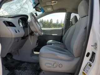 2014 Toyota Sienna LE AAS with VIN 5TDKK3DC3ES478801, listed as a Copart auction lot 56035165 with 163,271 mi miles and Non repairable. Bid and sale history available at DreamBid. Image 7.