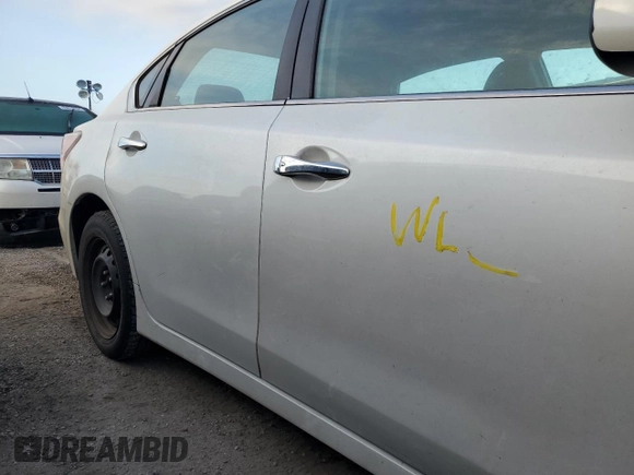 2014 Nissan Altima 2.5 SV with VIN 1N4AL3AP5EC277683, listed as a Copart auction lot 77091154 with 256,889 mi miles and Salvage Title. Bid and sale history available at carsss.com. Image 12.
