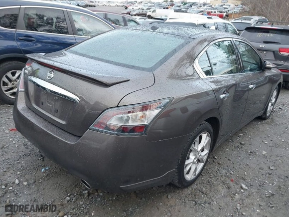 2013 Nissan Maxima 3.5 SV w/Premium Pkg with VIN 1N4AA5AP5DC819199, listed as a IAAI auction lot 41519631 with 122,934 mi miles. Bid and sale history available at carsss.com. Image 4.