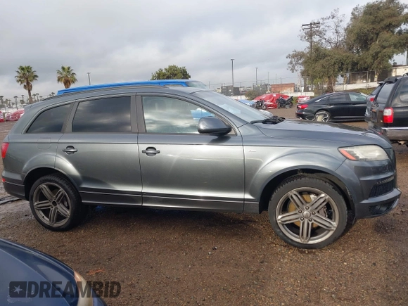 2014 Audi Q7 3.0L TDI Prestige with VIN WA1WMAFE0ED018516, listed as a IAAI auction lot 41749208 with 129,498 mi miles. Bid and sale history available at carsss.com. Image 13.