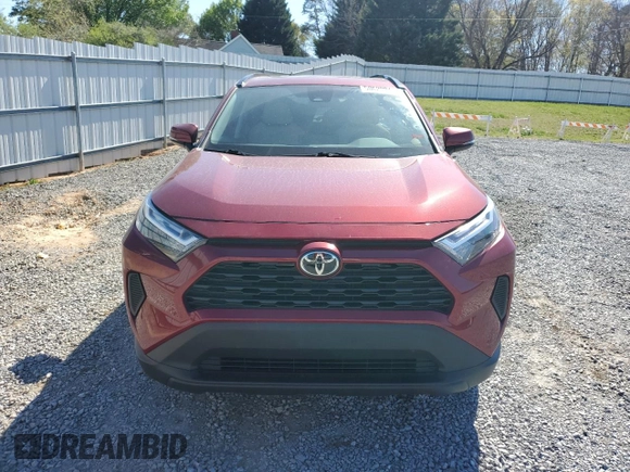 2022 Toyota RAV4 XLE with VIN 2T3W1RFV1NW202993, listed as a Copart auction lot 50620845 with 34,644 mi miles and Salvage title. Bid and sale history available at DreamBid. Image 5.