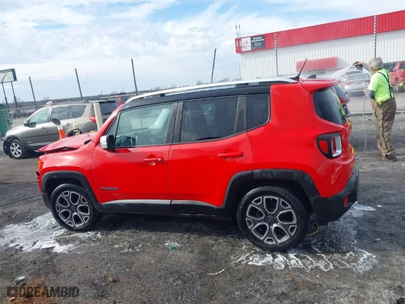 2016 Jeep Renegade Limited with VIN ZACCJADT4GPD65094, listed as a IAAI auction lot 41364080 with 133,737 mi miles. Bid and sale history available at carsss.com. Image 14.