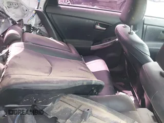 2013 Toyota Prius One z VIN JTDKN3DU0D5613429, wystawiony jako IAAI lot #42360759 z przebiegiem 254 105 mil mil oraz . Historia ofert i sprzedaży dostępna na DreamBid. Obrazek 8.