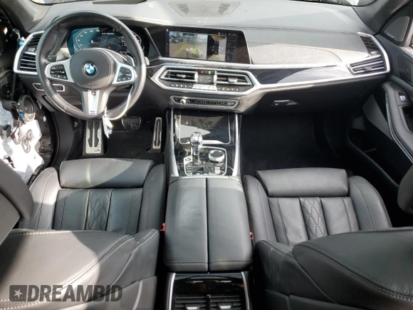 2022 BMW X7 M50i with VIN 5UXCX6C01N9L57177, listed as a Copart auction lot 88522035 with 33,031 mi miles and Salvage Title. Bid and sale history available at carsss.com. Image 8.