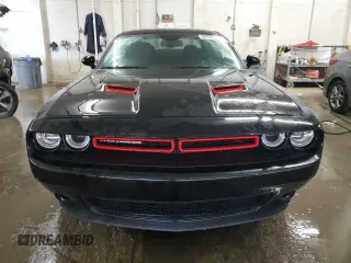 2017 Dodge Challenger SXT z VIN 2C3CDZAG7HH658606, wystawiony jako Copart lot #52131045 z przebiegiem 100 223 mil mil oraz Szkoda całkowita • Salvage title. Historia ofert i sprzedaży dostępna na DreamBid. Obrazek 5.