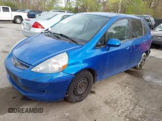2008 Honda Fit z VIN JHMGD38498S043827, wystawiony jako IAAI lot #41990363 z przebiegiem 301 405 mil mil oraz . Historia ofert i sprzedaży dostępna na DreamBid. Obrazek 2.