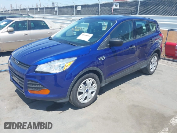 2016 Ford Escape S with VIN 1FMCU0F79GUB44943, listed as a IAAI auction lot 42108103 with 189,973 mi miles. Bid and sale history available at carsss.com. Image 2.