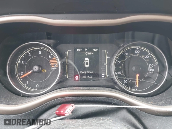 2017 Jeep Cherokee Sport with VIN 1C4PJMAB0HW567739, listed as a IAAI auction lot 41381622 with 120,217 mi miles. Bid and sale history available at carsss.com. Image 7.