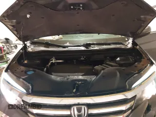 2017 Honda Pilot Touring with VIN 5FNYF6H91HB084737, listed as a IAAI auction lot 41608145 with 86,696 mi miles. Bid and sale history available at carsss.com. Image 10.