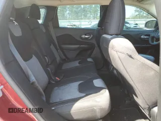 2015 Jeep Cherokee Sport с VIN 1C4PJLAB4FW531978, выставлен на аукционе Copart как лот 46999054 с пробегом 148 531 миль миль и Списание • Salvage title. История ставок и продаж доступна на DreamBid. Изображение 11.