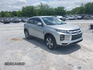 2024 Mitsubishi Outlander S z VIN JA4ARUAU8RU025568, wystawiony jako IAAI lot #42261689 z przebiegiem 3 554 mil mil oraz . Historia ofert i sprzedaży dostępna na DreamBid. Obrazek 1.
