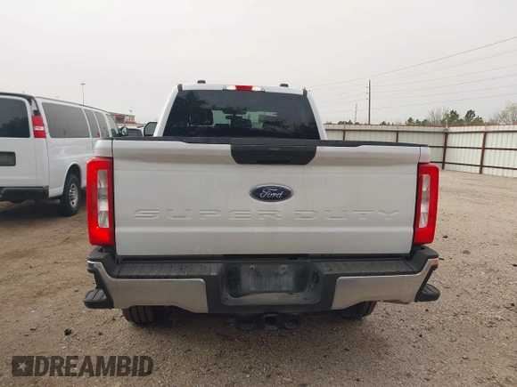 2024 Ford Super Duty F-250 SRW XL with VIN 1FT7W2BT2RED57843, listed as a IAAI auction lot 41830230 with 36,877 mi miles. Bid and sale history available at carsss.com. Image 16.
