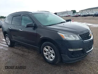 2014 Chevrolet Traverse LS z VIN 1GNKRFKD1EJ359688, wystawiony jako IAAI lot #42355517 z przebiegiem 90 706 mil mil oraz . Historia ofert i sprzedaży dostępna na DreamBid. Obrazek 1.