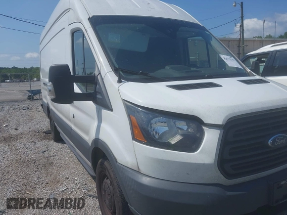 2018 Ford Transit z VIN 1FTBW3XM5JKA67314, wystawiony jako IAAI lot #42812137 z przebiegiem 570 614 mil mil oraz . Historia ofert i sprzedaży dostępna na DreamBid. Obrazek 6.