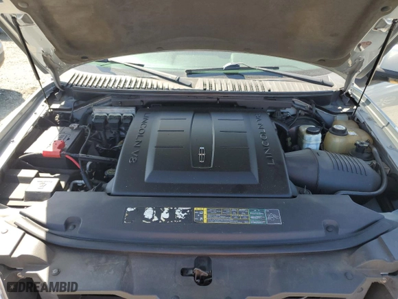 2006 Lincoln Navigator Luxury with VIN 5LMFU28536LJ08428, listed as a Copart auction lot 51588675 with 142,669 mi miles and Salvage Title. Bid and sale history available at carsss.com. Image 12.