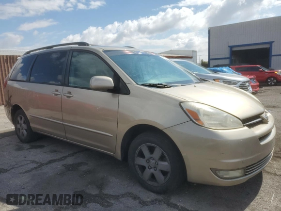 2004 Toyota Sienna XLE z VIN 5TDZA22C74S081704, wystawiony jako Copart lot #55761795 z przebiegiem 208 866 mil mil oraz Szkody całkowita. Historia ofert i sprzedaży dostępna na DreamBid. Obrazek 4.