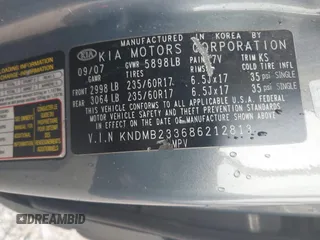 2008 Kia Sedona LX with VIN KNDMB233686212813, listed as a IAAI auction lot 42250476 with 198,111 mi miles and . Bid and sale history available at DreamBid. Image 9.