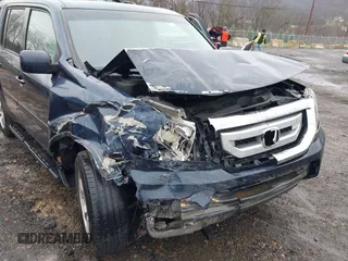 2009 Honda Pilot EX-L with VIN 5FNYF48699B055062, listed as a IAAI auction lot 41967409 with 300,781 mi miles and . Bid and sale history available at carsss.com. Image 6.