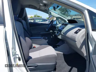 2016 Toyota Prius v Two with VIN JTDZN3EU5GJ051939, listed as a IAAI auction lot 42162040 with 275,213 mi miles. Bid and sale history available at carsss.com. Image 5.