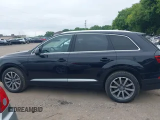 2018 Audi Q7 Prestige with VIN WA1VAAF76JD027530, listed as a IAAI auction lot 42684193 with 102,488 mi miles and . Bid and sale history available at DreamBid. Image 14.