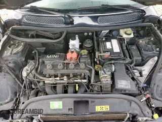 2005 MINI Convertible with VIN WMWRF33485TF61638, listed as a Copart auction lot 59822125 with 89,011 mi miles and Clean title. Bid and sale history available at DreamBid. Image 11.