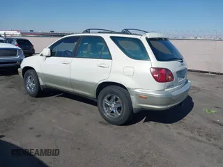 1999 Lexus RX 300 z VIN JT6GF10U2X0011802, wystawiony jako IAAI lot #42393239 z przebiegiem 152 558 mil mil oraz . Historia ofert i sprzedaży dostępna na DreamBid. Obrazek 3.