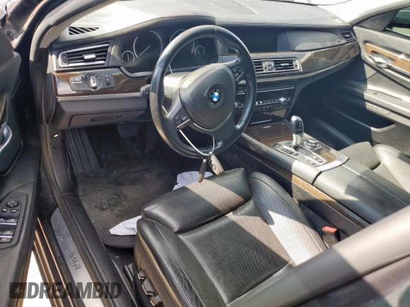 2012 BMW 7 Series 750Li xDrive с VIN WBAKC8C59CC437002, выставлен на аукционе Copart как лот 60975465 с пробегом Не указан миль и Чистый • Clean title. История ставок и продаж доступна на DreamBid. Изображение 8.