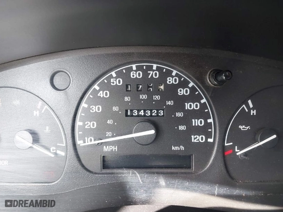 2000 Ford Ranger XL with VIN 1FTYR10C9YPB64651, listed as a IAAI auction lot 41589635 with 134,323 mi miles. Bid and sale history available at carsss.com. Image 7.