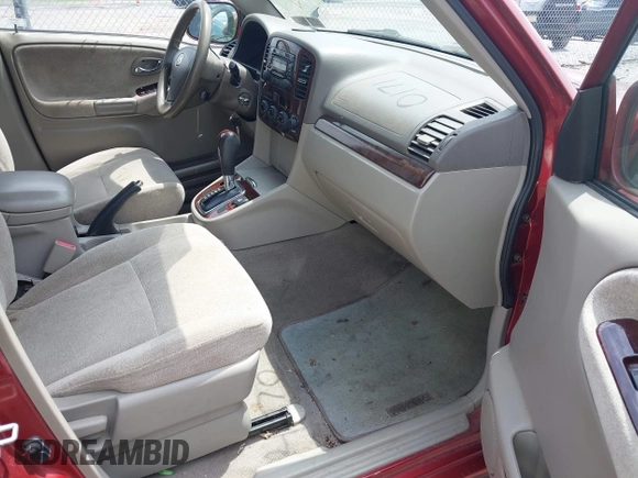 2004 Suzuki XL7 LX with VIN JS3TX92V244114054, listed as a IAAI auction lot 42700171 with 103,107 mi miles and . Bid and sale history available at DreamBid. Image 5.