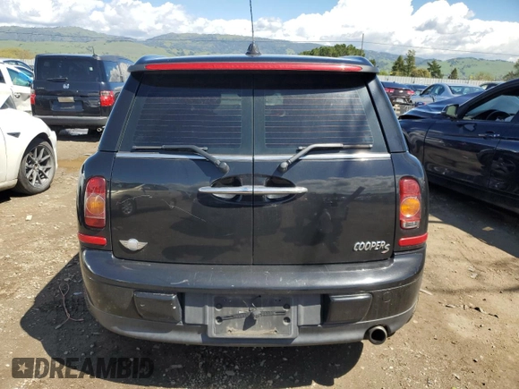 2010 MINI Clubman z VIN WMWML3C59ATX37695, wystawiony jako Copart lot #50553525 z przebiegiem 122 247 mil mil oraz Szkoda całkowita • Salvage title. Historia ofert i sprzedaży dostępna na DreamBid. Obrazek 6.