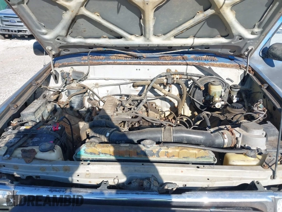 1991 Toyota Pickup с VIN JT4RN13P8M6026288, выставлен на аукционе IAAI как лот 41768419 с пробегом 249 679 миль миль и . История ставок и продаж доступна на DreamBid. Изображение 10.
