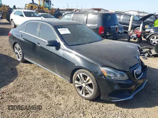 2014 Mercedes-Benz E 350 Sport z VIN WDDHF5KB7EA794757, wystawiony jako IAAI lot #41996113 z przebiegiem 184 707 mil mil oraz . Historia ofert i sprzedaży dostępna na DreamBid. Obrazek 1.