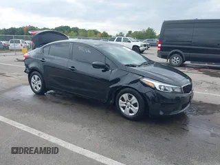 2017 Kia Forte LX with VIN 3KPFK4A70HE099395, listed as a IAAI auction lot 40433686 with 120,337 mi miles. Bid and sale history available at carsss.com. Image 1.