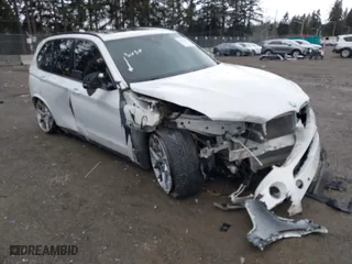 2016 BMW X5 M with VIN 5YMKT6C55G0R77758, listed as a IAAI auction lot 41624971 with 72,683 mi miles. Bid and sale history available at carsss.com. Image 1.