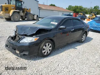 2010 Toyota Camry z VIN 4T1BF3EK9AU013984, wystawiony jako Copart lot #59219365 z przebiegiem Nie podano mil oraz Szkoda całkowita • Salvage title. Historia ofert i sprzedaży dostępna na DreamBid. Obrazek 1.