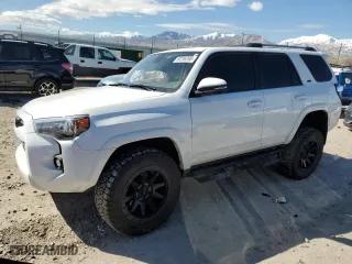 2023 Toyota 4Runner SR5 Premium with VIN JTENU5JR0P6172746, listed as a Copart auction lot 50258295 with 30,736 mi miles and Salvage Title. Bid and sale history available at carsss.com. Image 1.