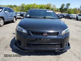 2011 Scion tC z VIN JTKJF5C70B3016542, wystawiony jako Copart lot #55829715 z przebiegiem 99 791 mil mil oraz Szkoda całkowita • Salvage title. Historia ofert i sprzedaży dostępna na DreamBid. Obrazek 5.
