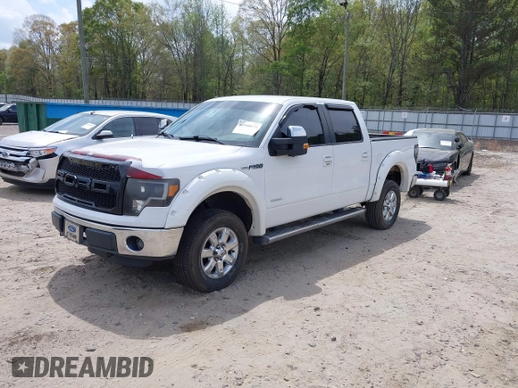 2011 Ford F-150 XLT with VIN 1FTFW1CT5BFC17998, listed as a IAAI auction lot 41968678 with 255,437 mi miles. Bid and sale history available at carsss.com. Image 17.