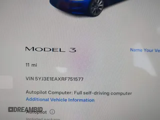 2024 Tesla Model 3 z VIN 5YJ3E1EAXRF751577, wystawiony jako IAAI lot #41831992 z przebiegiem 11 mil mil oraz . Historia ofert i sprzedaży dostępna na DreamBid. Obrazek 7.