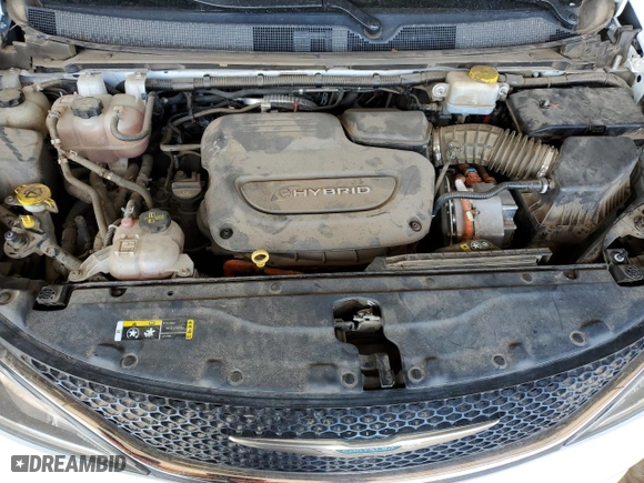 2020 Chrysler Pacifica Hybrid Limited with VIN 2C4RC1N78LR277757, listed as a Copart auction lot 51618035 with 50,133 mi miles and Clean Title. Bid and sale history available at carsss.com. Image 12.