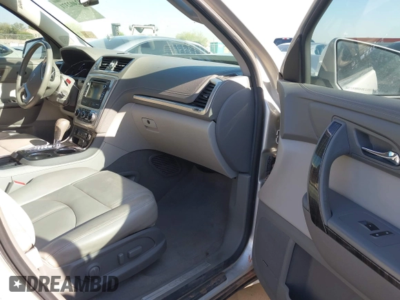 2017 GMC Acadia Limited z VIN 1GKKRSKD2HJ307240, wystawiony jako IAAI lot #42402371 z przebiegiem 197 483 mil mil oraz . Historia ofert i sprzedaży dostępna na DreamBid. Obrazek 5.