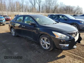 2015 Nissan Altima S with VIN 1N4AL3AP3FC252783, listed as a Copart auction lot 50621335 with 107,923 mi miles and Clean Title. Bid and sale history available at DreamBid. Image 4.