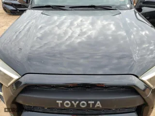 2018 Toyota 4Runner SR5 with VIN JTEZU5JR0J5170672, listed as a Copart auction lot 43738045 with 149,246 mi miles and Salvage Title. Bid and sale history available at carsss.com. Image 12.