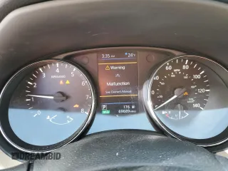 2020 Nissan Rogue SL with VIN 5N1AT2MV4LC795212, listed as a Copart auction lot 88966145 with 69,689 mi miles and Salvage Title. Bid and sale history available at DreamBid. Image 9.