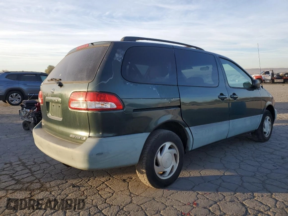 2002 Toyota Sienna LE with VIN 4T3ZF13C72U493367, listed as a Copart auction lot 46255805 with 167,425 mi miles and Salvage title. Bid and sale history available at DreamBid. Image 3.